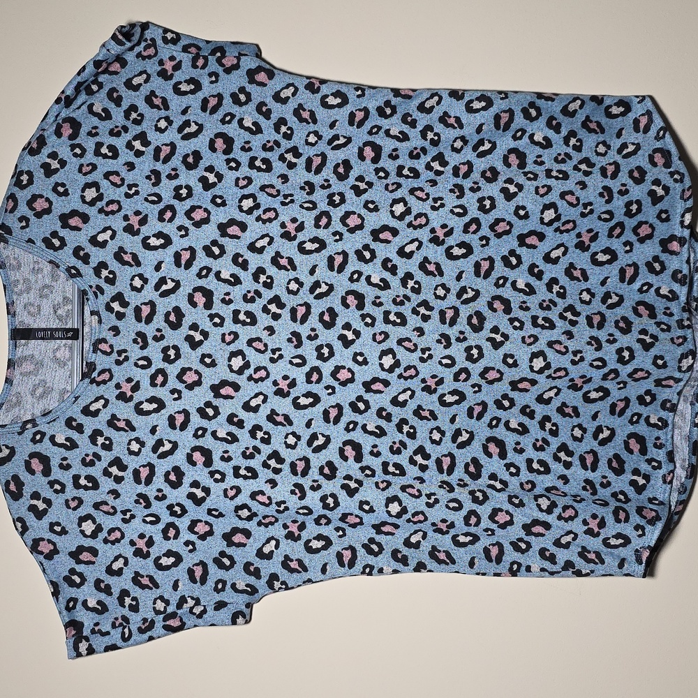 Lovely Souls Leopard Print Women's Blouse